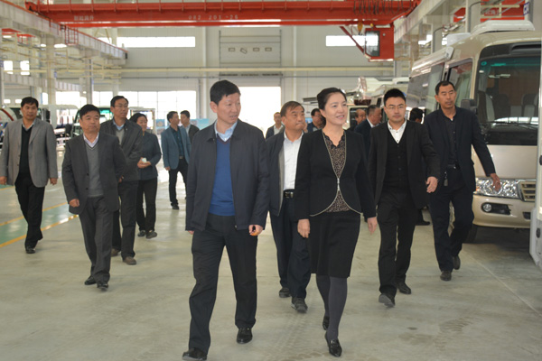 隴南市市長(zhǎng)陳青考察甘肅建投重工科技公司