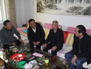 歲寒時(shí)節(jié)見真情 組織關(guān)懷暖人心