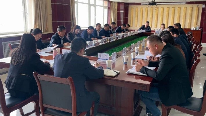 黨委書記、董事長劉亞雄一行調(diào)研格賽克公司