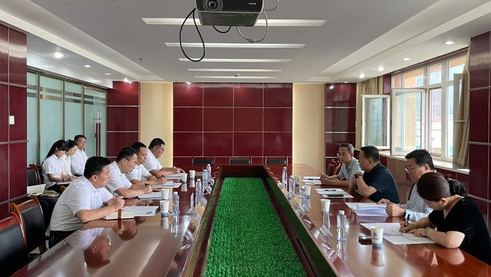 集團公司黨委副書記、總經(jīng)理胡繼河調(diào)研裝備公司